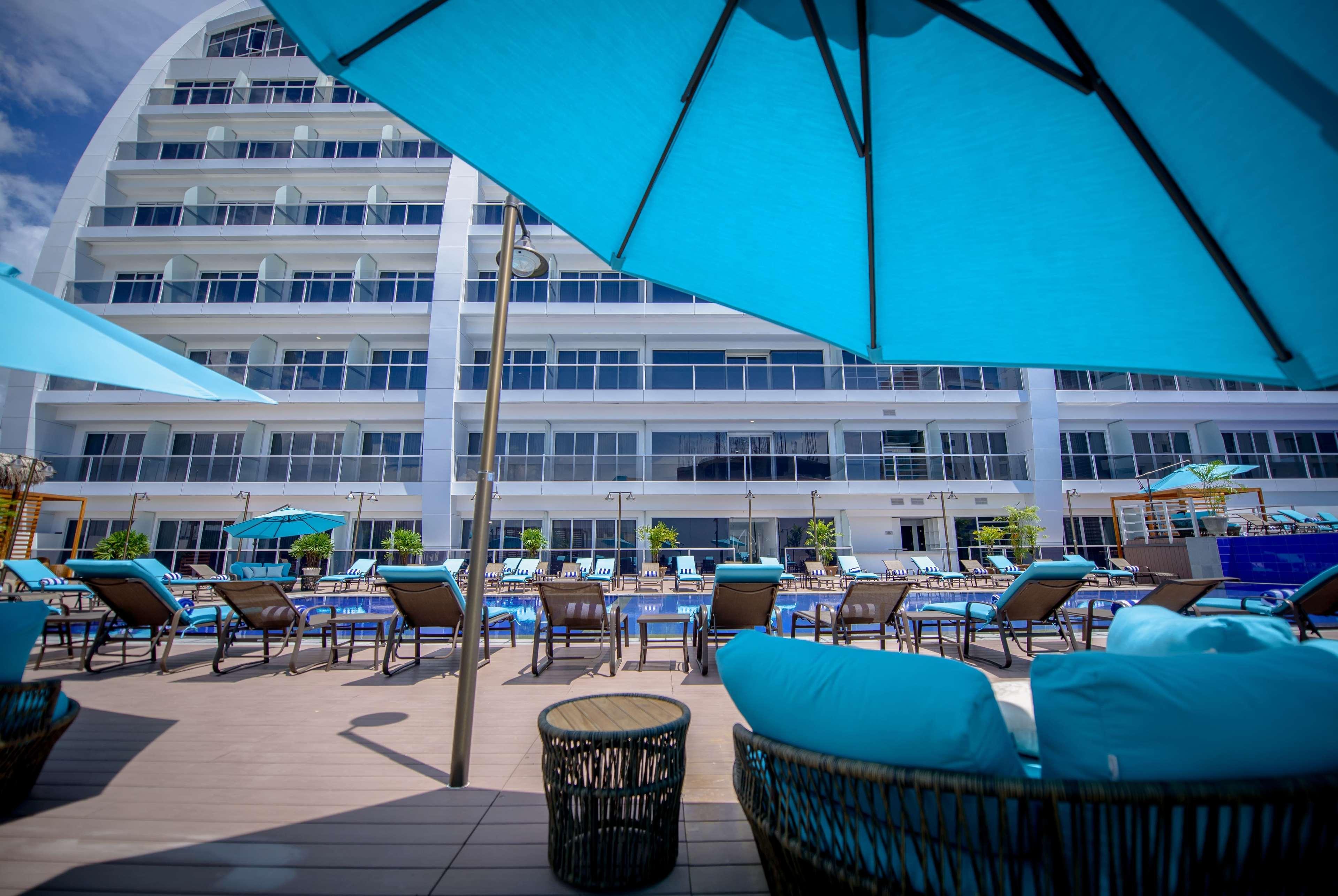 Hotel Wyndham Sail Plaza And Convention Center